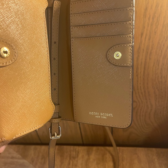 Henri Bendel Leather Wallet - Picture 3 of 14